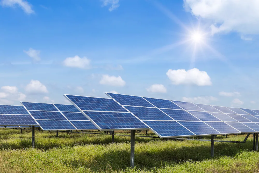 ジャパンフューチャーの太陽光発電事業